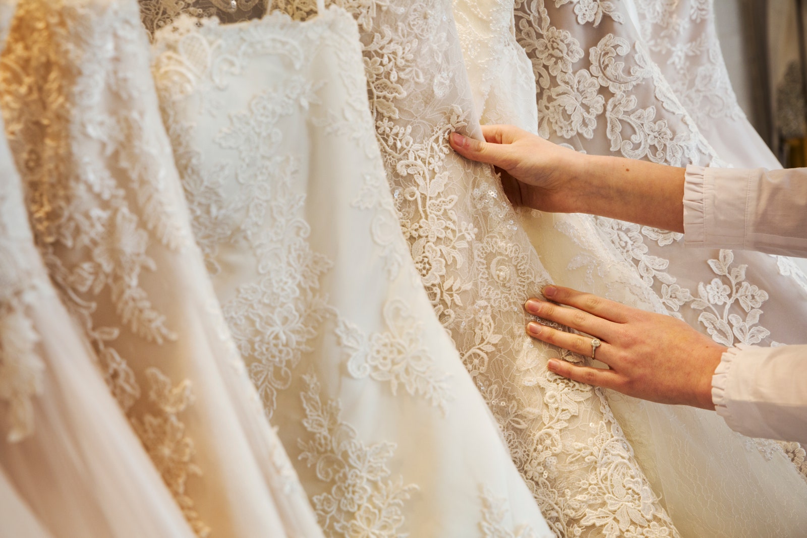 When To Buy A Wedding Dress: The Best Time To Buy1
