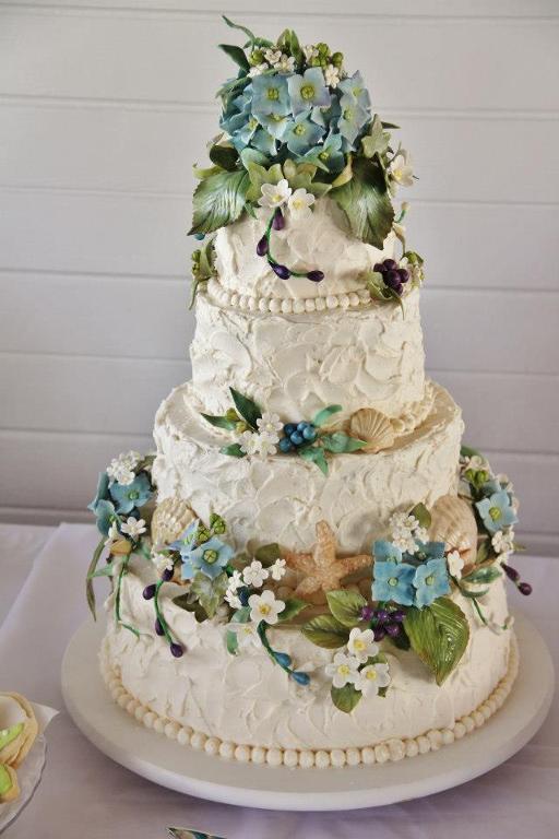 beach wedding cake 15