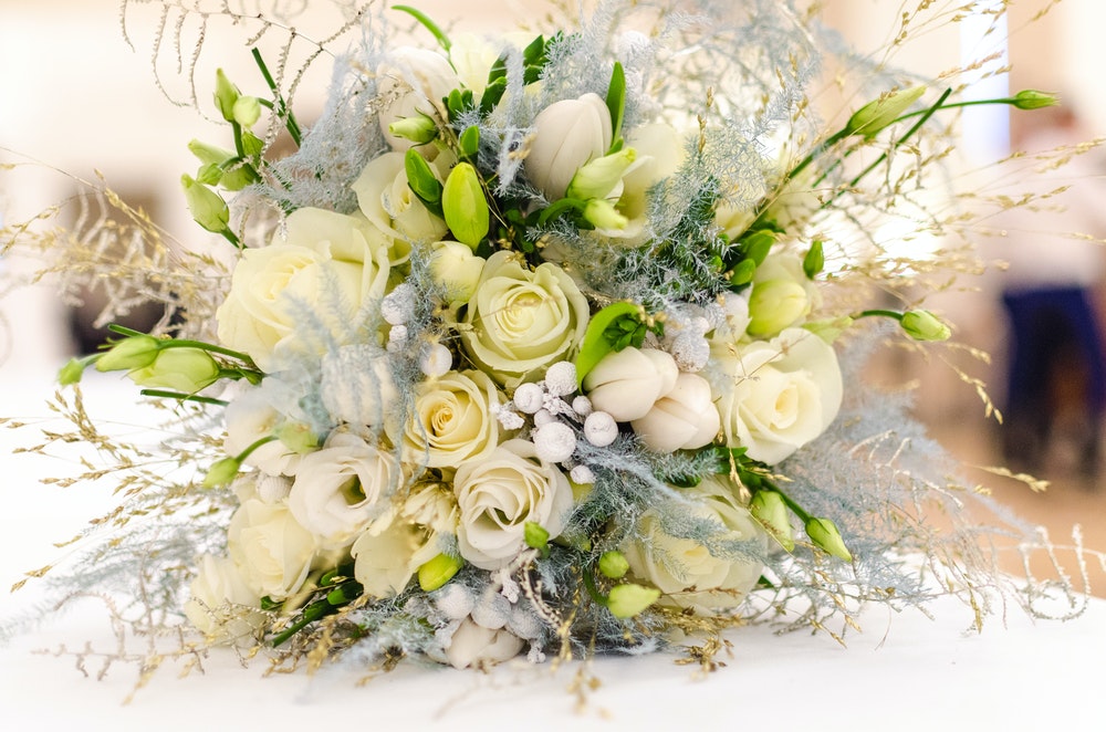 How Much is the Cost of Wedding Flowers?