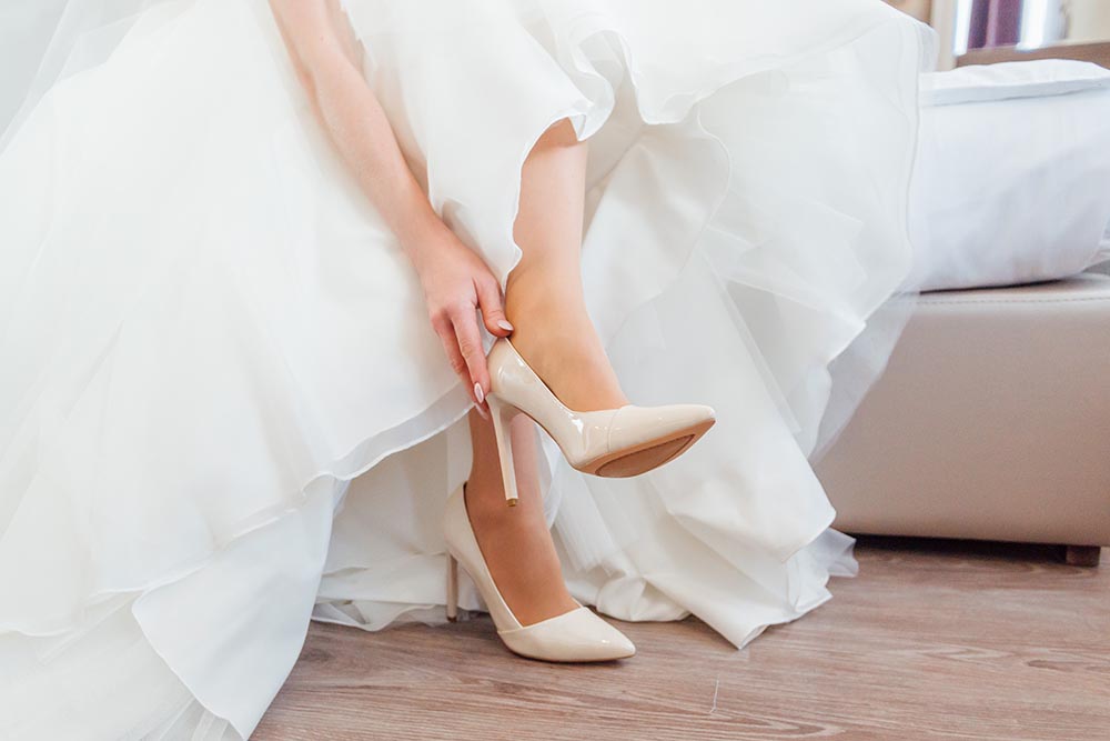 What Shoes To Wear With Ivory Wedding Dress