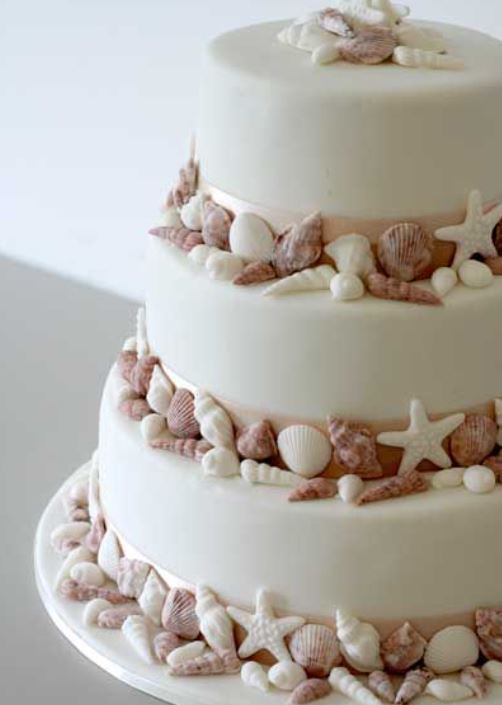 beach wedding cake 3