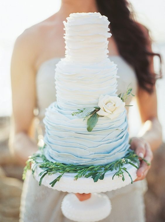 beach wedding cake 6