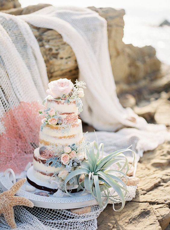 beach wedding cake 8